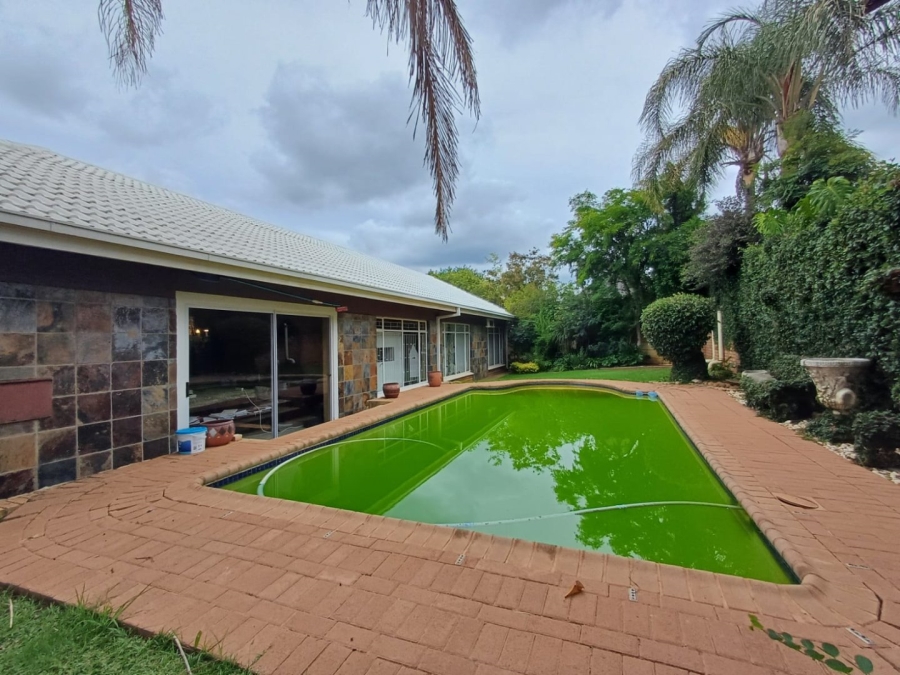 4 Bedroom Property for Sale in Wilkoppies North West